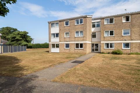 2 bedroom flat for sale, Ormesby Road, Badersfield