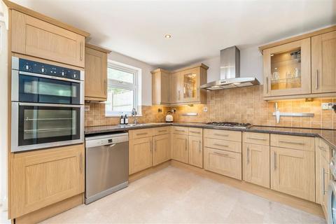 3 bedroom detached house for sale, Donaldson Road, London SE18