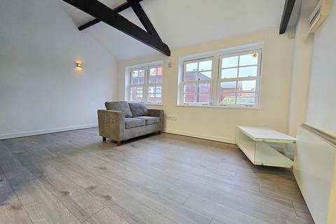 Studio to rent, Windsor Court, Rugby CV21