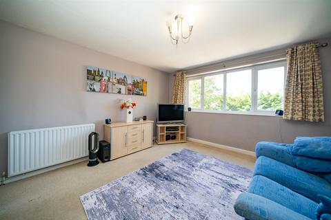 2 bedroom townhouse for sale, Simmonds Rise, Hemel Hempstead, Hertfordshire, HP3 9EA