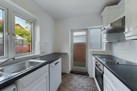 3 bedroom semi-detached house for sale, West Mead, Ruislip, HA4