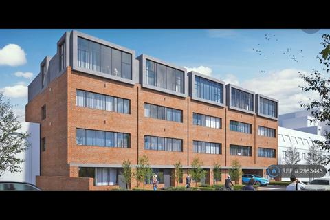 1 bed flat/apartment for rent in Trinity Place, Woking, GU21