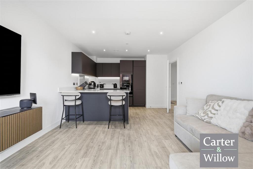 Apartment in Essex - View 5