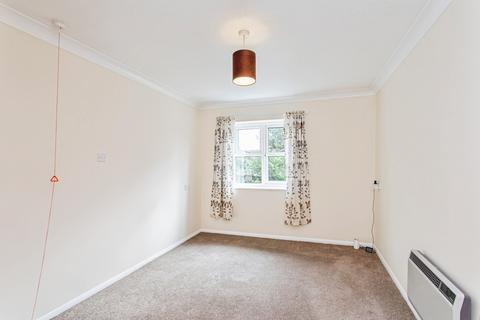 1 bedroom flat for sale, Southchurch Rectory Chase, Southend-on-Sea, Essex, SS2