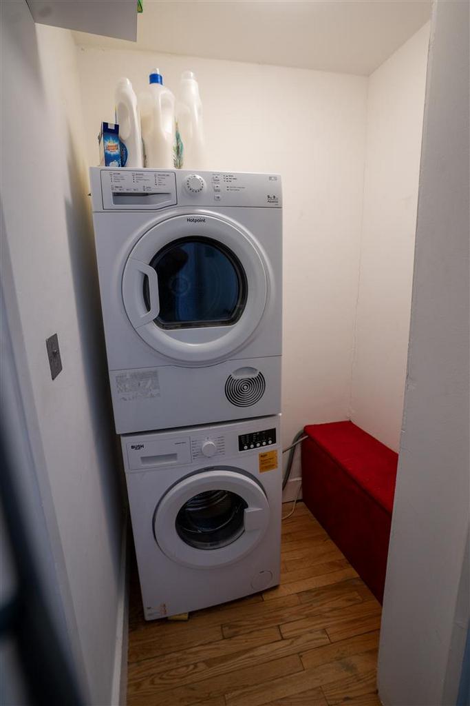 Utility room, utility