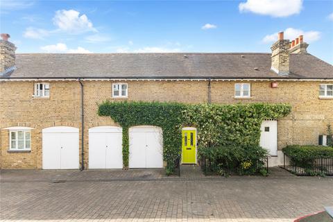 2 bedroom mews for sale, Angel Mews, London, SW15