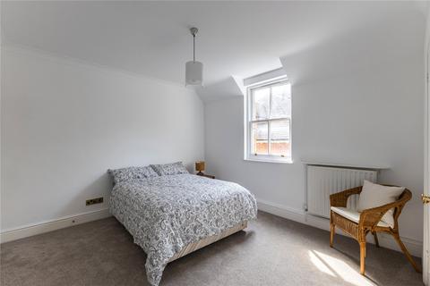 2 bedroom mews for sale, Angel Mews, London, SW15