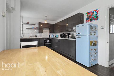 3 bedroom terraced house for sale, Leopold Road, Ipswich