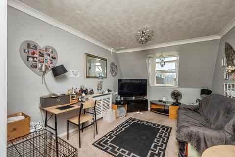 1 bedroom flat for sale, Great George Street, Weymouth
