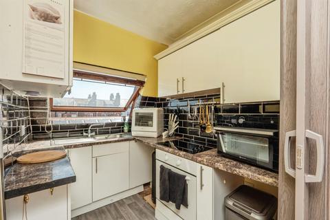 1 bedroom flat for sale, Great George Street, Weymouth