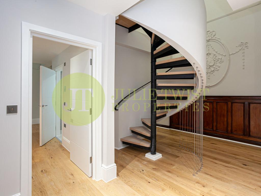House in Manchester, Civic Quarter, City Centre - View 4