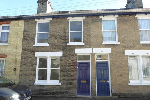 5 bedroom terraced house to rent, Thoday Street, Cambridge, CB1