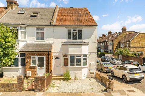 Manor Grove, Richmond TW9