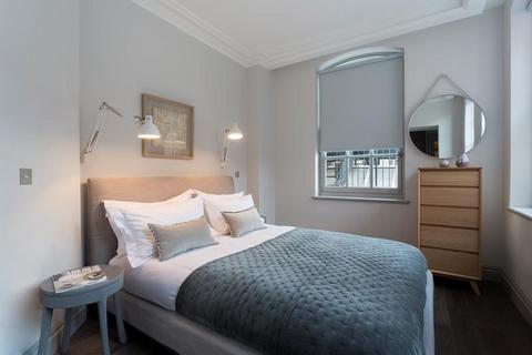 undefined, King Street, Covent Garden, WC2E
