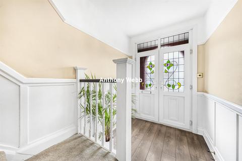 3 bedroom end of terrace house for sale, Huxley Place, Palmers Green, N13