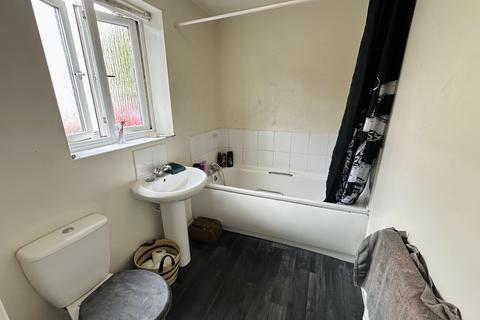 2 bedroom apartment to rent, James Street, Stoke-on-Trent, ST4