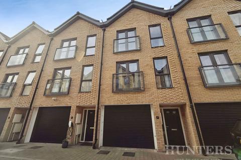 Daffodil Close, Mitcham Junction