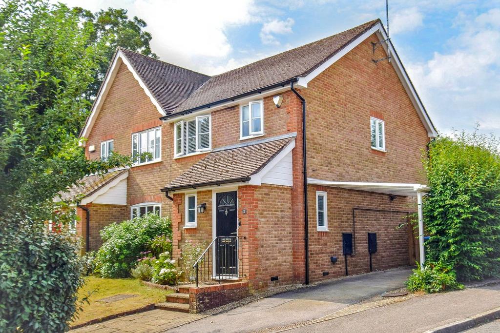 3 bedroom semi-detached house for sale in Sevenoaks on OnTheMarket
