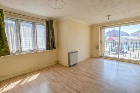 2 bedroom flat for sale, Sycamore Court, Sandcliff Road, Erith, Kent, DA8