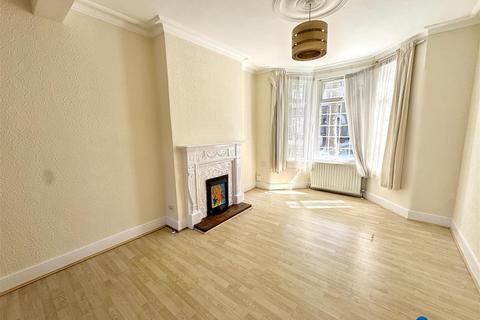 2 bedroom house to rent, Haldane Road, London