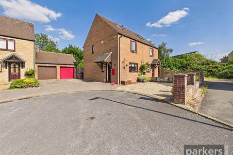 3 bedroom semi-detached house for sale, Painswick Close, Witney, Oxfordshire, OX28