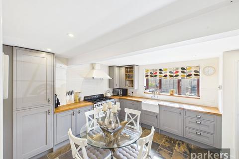 3 bedroom semi-detached house for sale, Painswick Close, Witney, Oxfordshire, OX28