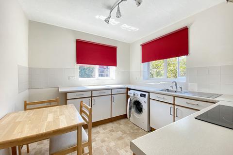 1 bedroom apartment to rent, Bentinck Road, Yiewsley, UB7