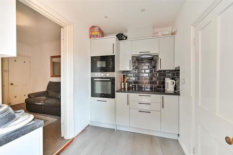 3 bedroom terraced house for sale, Oxford Road, Reading RG30