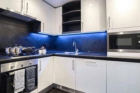 2 bedroom apartment to rent, Circus Apartments, Westferry Circus, Canary Wharf, E14