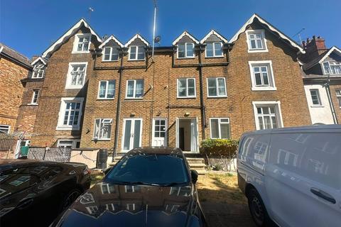 1 bed flat/apartment for rent in Upton Park, Slough, Berkshire, SL1
