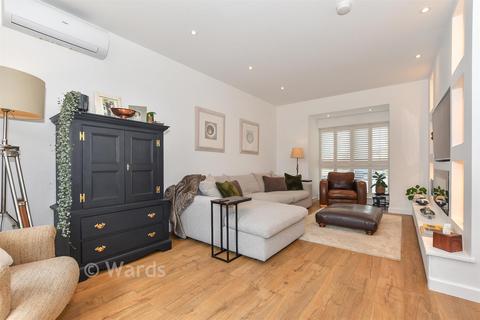 4 bedroom detached house for sale, Highwood Drive, Ashford TN23
