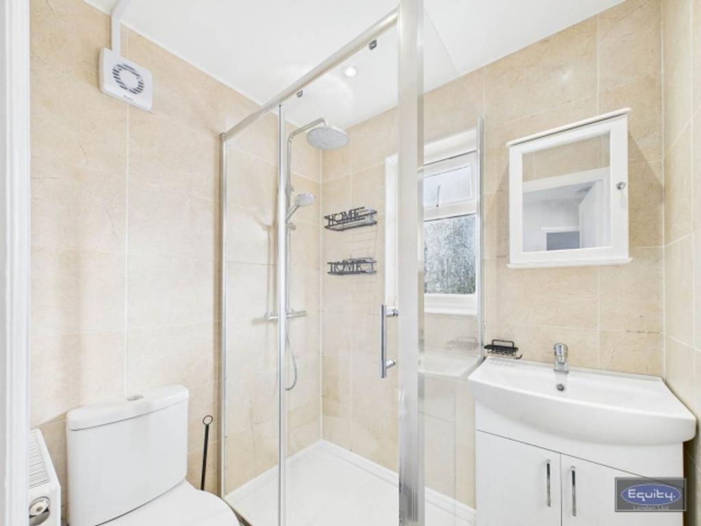 House in Welling - View 5