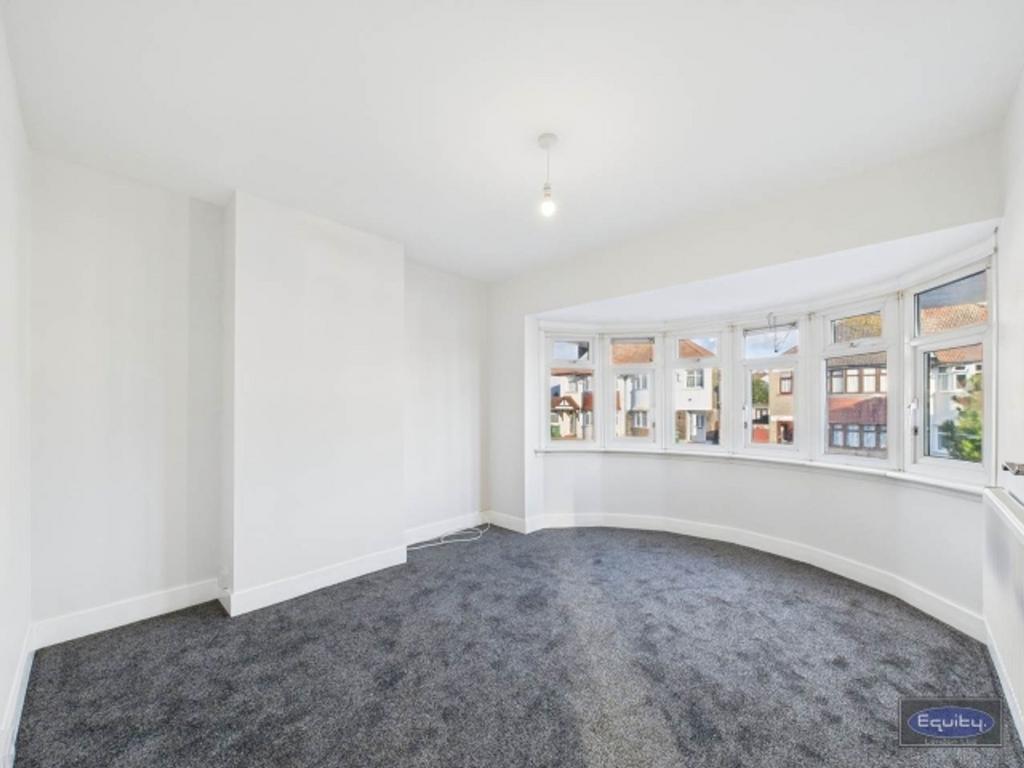 House in Welling - More