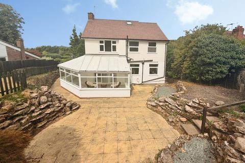 4 bedroom detached house to rent, Heydon Road, Finstall, Bromsgrove, B60