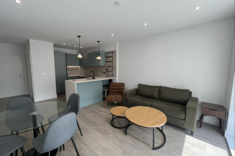 1 bed flat/apartment for rent in Exploration Way, Slough SL1
