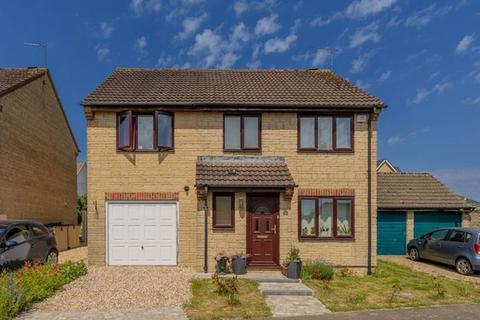 4 bedroom detached house to rent, Michael Pyms Road, Malmesbury, SN16
