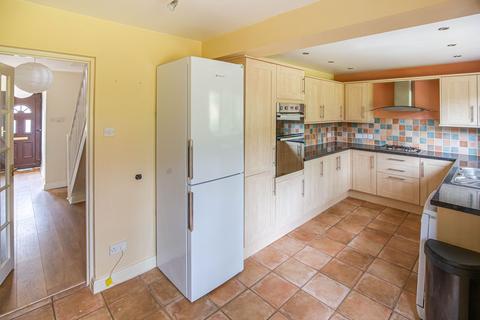 4 bedroom detached house to rent, Michael Pyms Road, Malmesbury, SN16