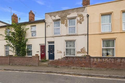 2 bedroom terraced house for sale, Worcester Parade, Gloucester
