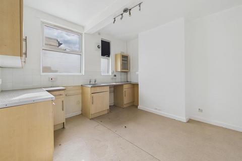 2 bedroom terraced house for sale, Worcester Parade, Gloucester