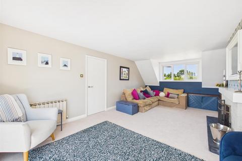 3 bedroom house for sale, SOLE AGENT - Elevated Rural Location with Stunning Countryside Views.