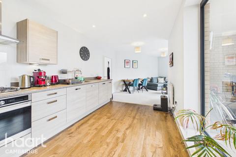 2 bedroom apartment for sale, Hobson Avenue, Cambridge