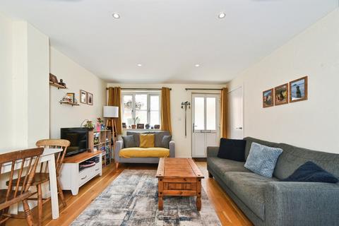 2 bedroom apartment for sale, Gilberts Lane, Highworth, Swindon
