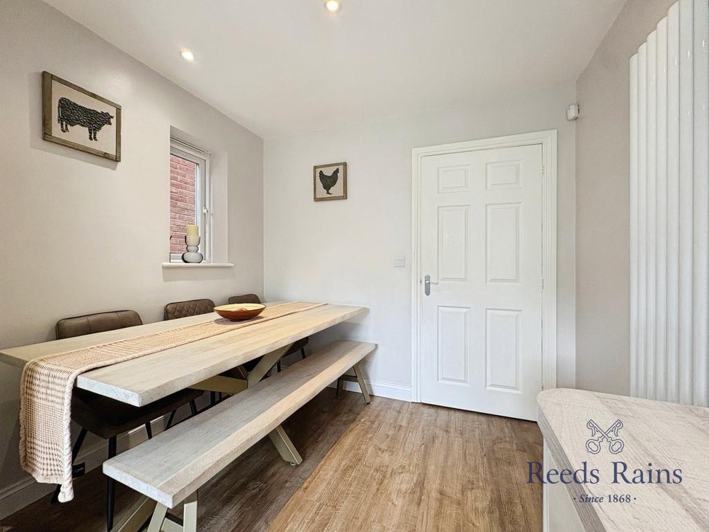 Hartburn Close, Tyne and Wear NE5 - More