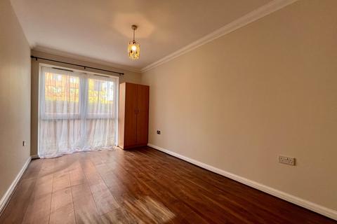 2 bedroom flat to rent, Skipper Court, Abbey Road, Barking, IG11 7GW
