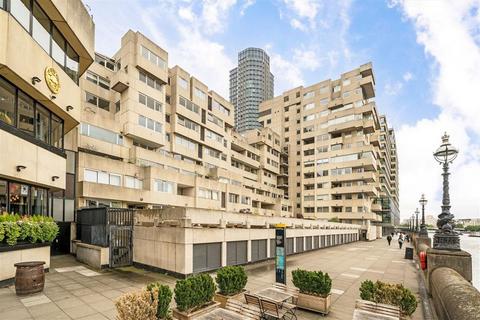 undefined, Upper Ground, London SE1