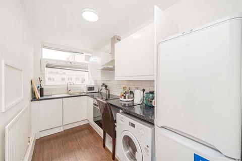undefined, Upper Ground, London SE1