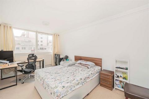 undefined, Upper Ground, London SE1