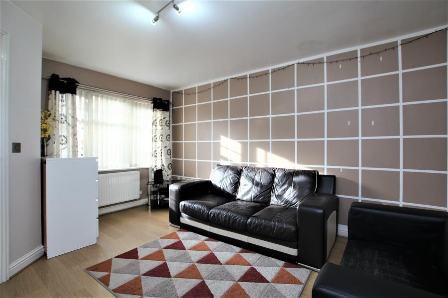 House in Bradley Stoke - View 4