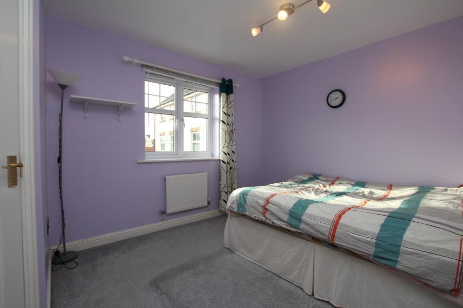 House in Bradley Stoke - More