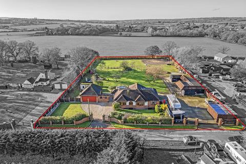 5 bedroom bungalow for sale, Ramsden Bellhouse